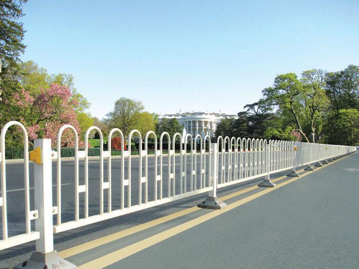 道路護(hù)欄網(wǎng)價(jià)格